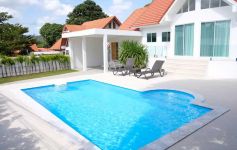 Newly Renovated 3-Bed Stand-Alone Garden Pool Villa, Bo Phut